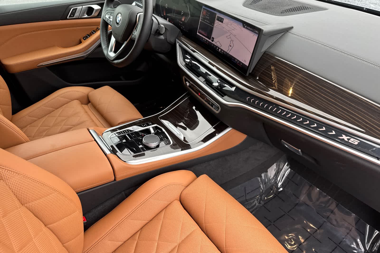 Thumbnail: 2024 BMW X5 - 17