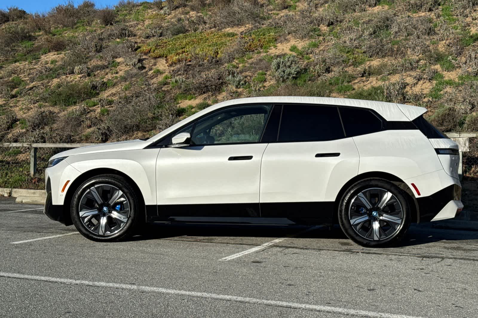 Thumbnail: 2025 BMW iX - 9