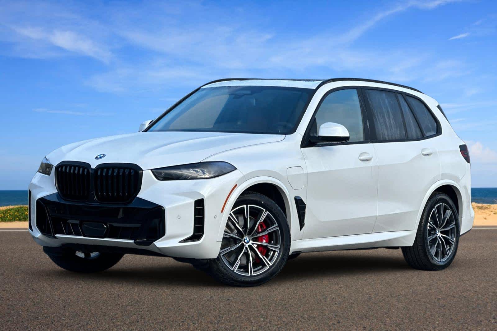 2026 BMW X5 50e's photo