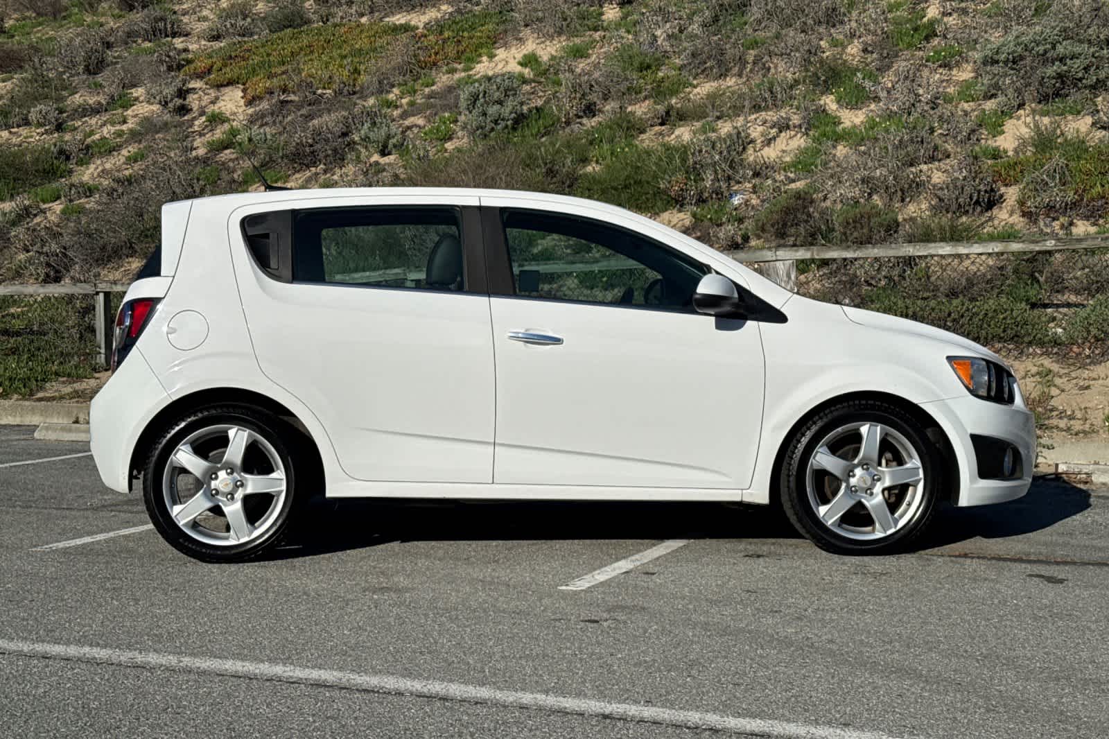 Thumbnail: 2012 Chevrolet Sonic - 6