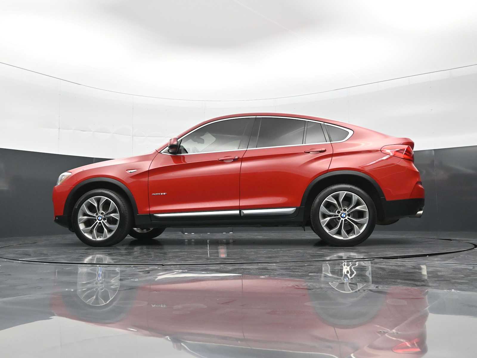 Thumbnail: 2016 BMW X4 - 25