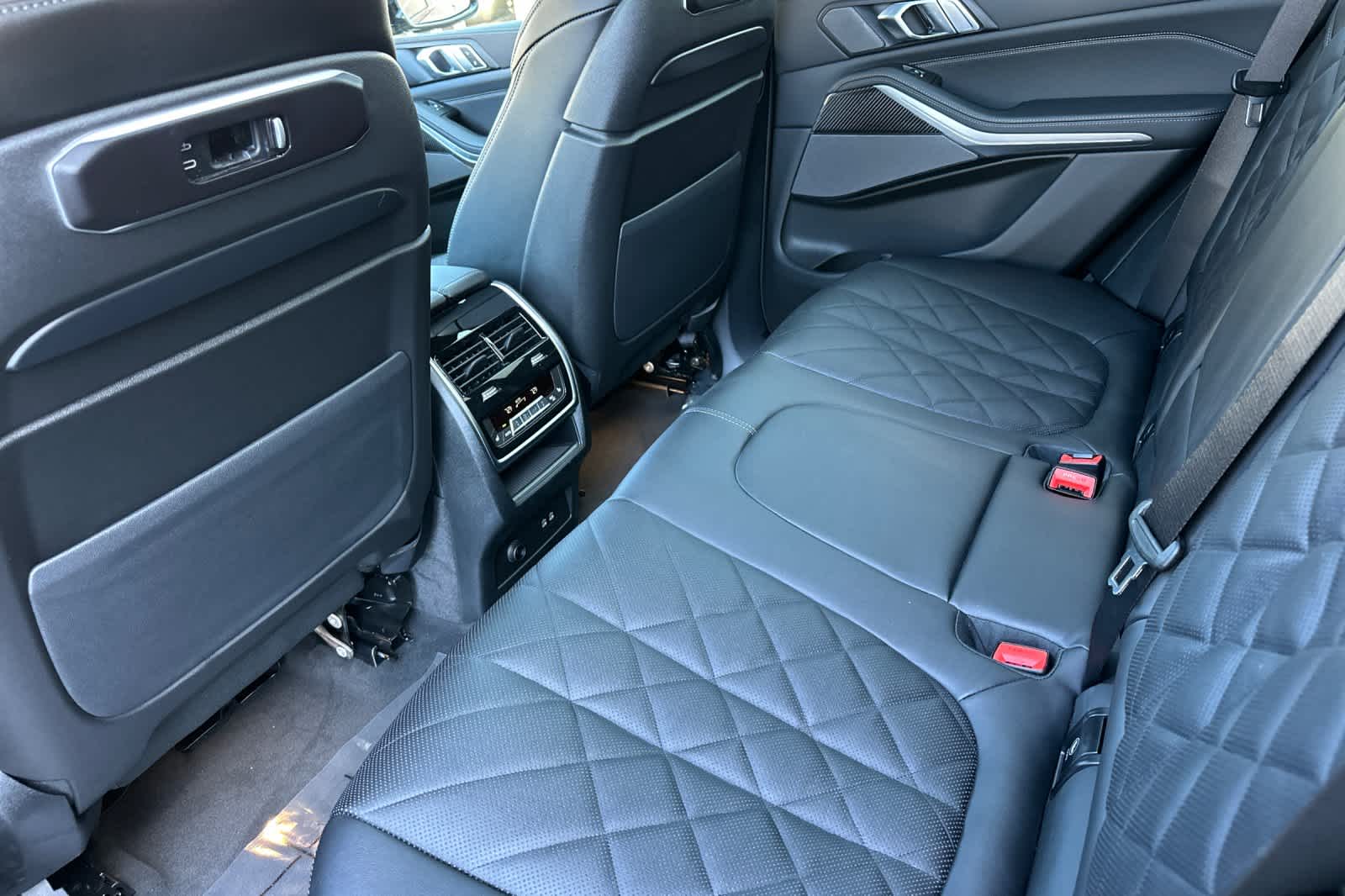 Thumbnail: 2026 BMW X5 - 4