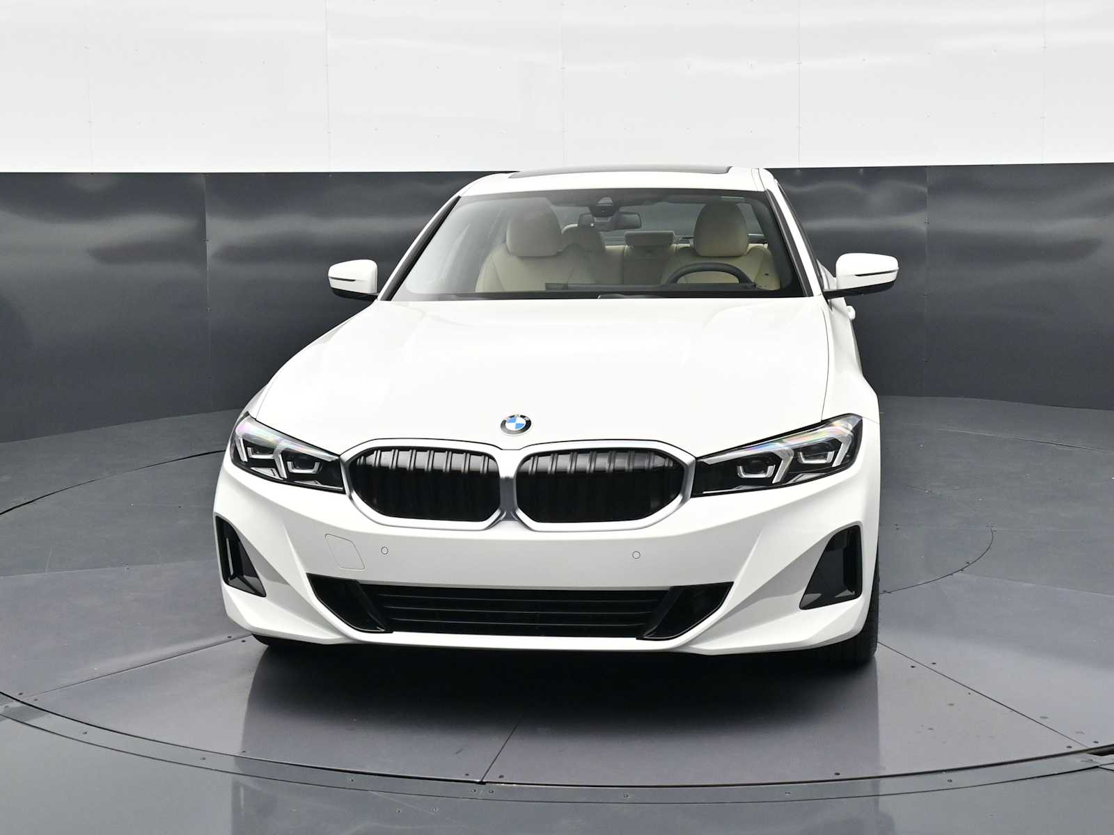 Thumbnail: 2026 BMW 3 Series - 2