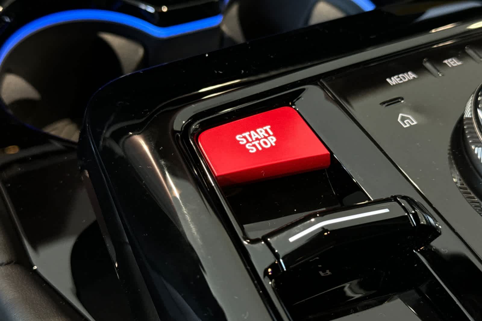 Thumbnail: 2026 BMW M5 - 22