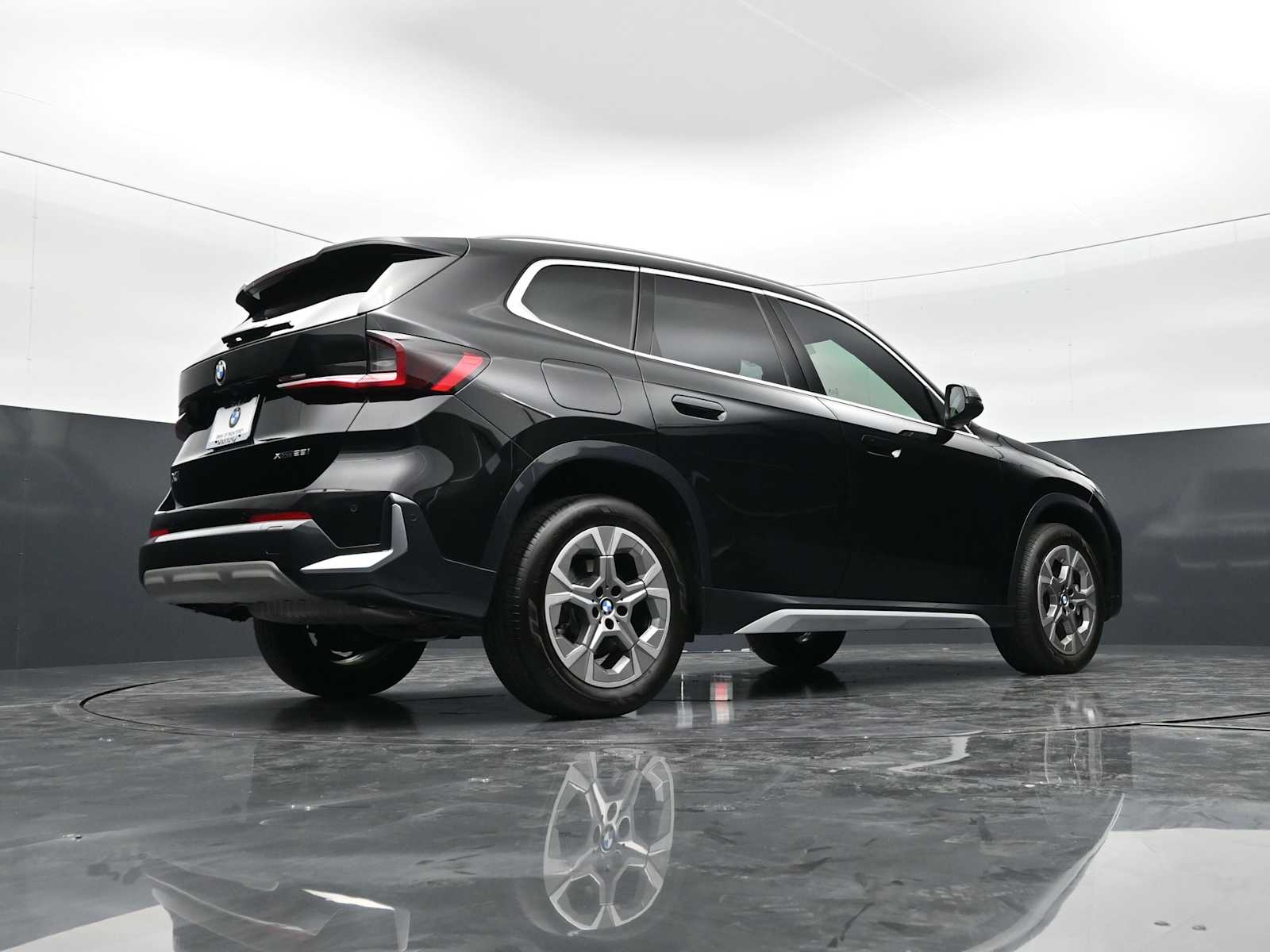 Thumbnail: 2025 BMW X1 - 27