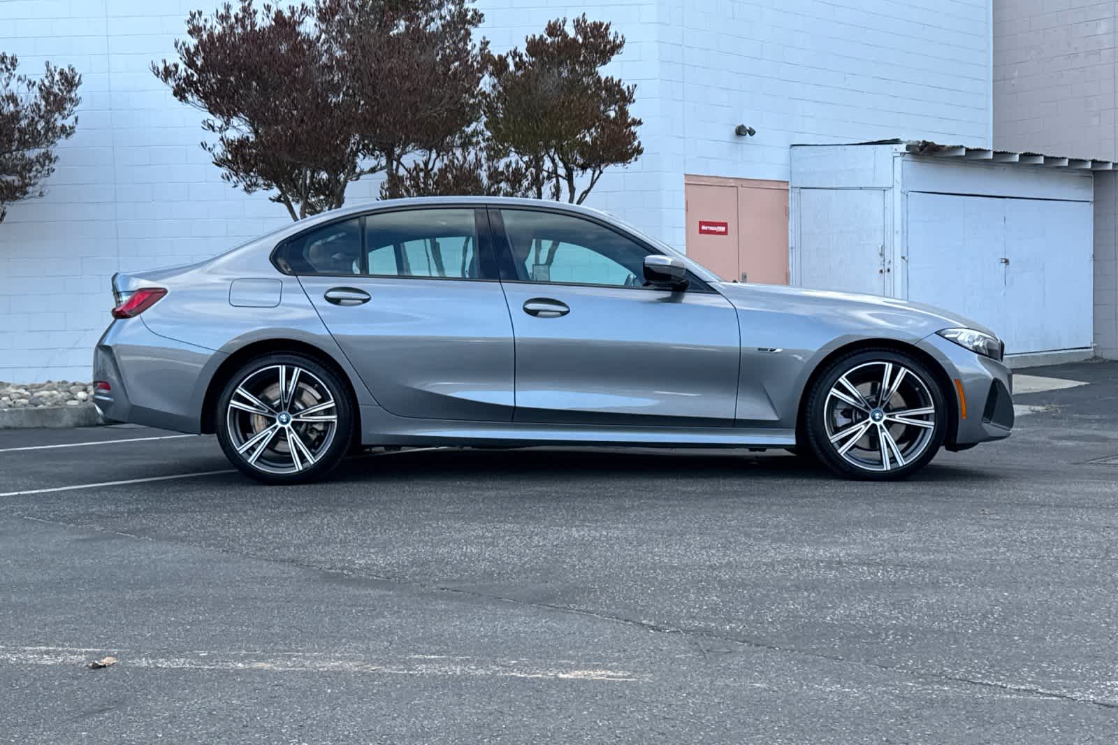 Thumbnail: 2023 BMW 3 Series - 7