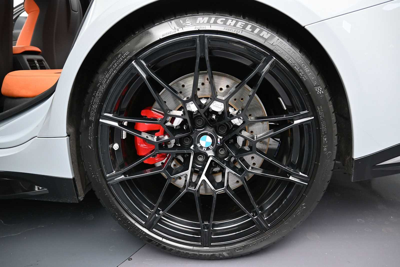 Thumbnail: 2023 BMW M3 - 18