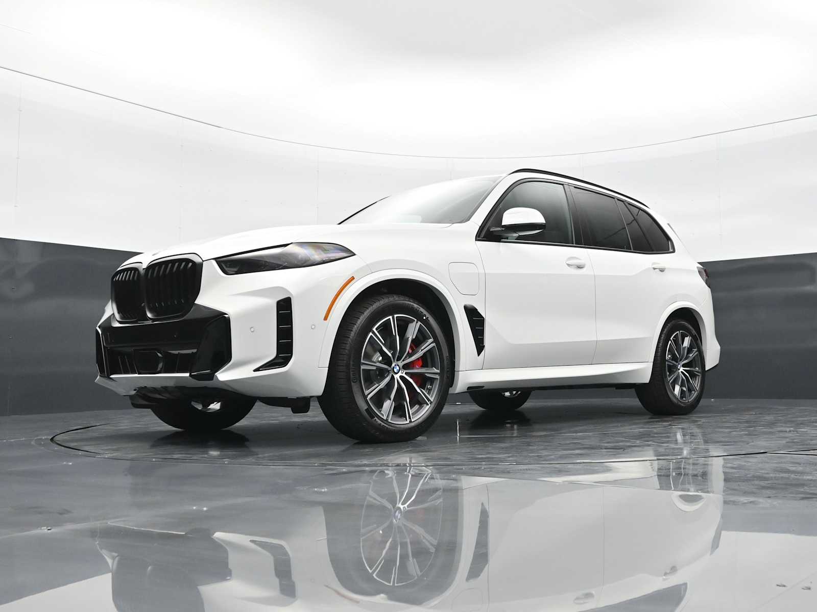 Thumbnail: 2026 BMW X5 - 25