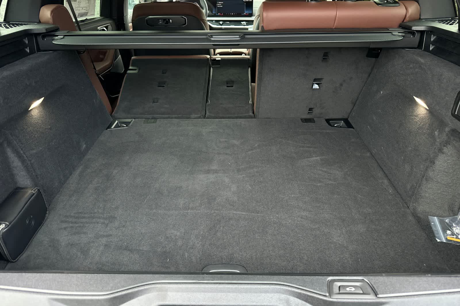 Thumbnail: 2026 BMW X5 - 17