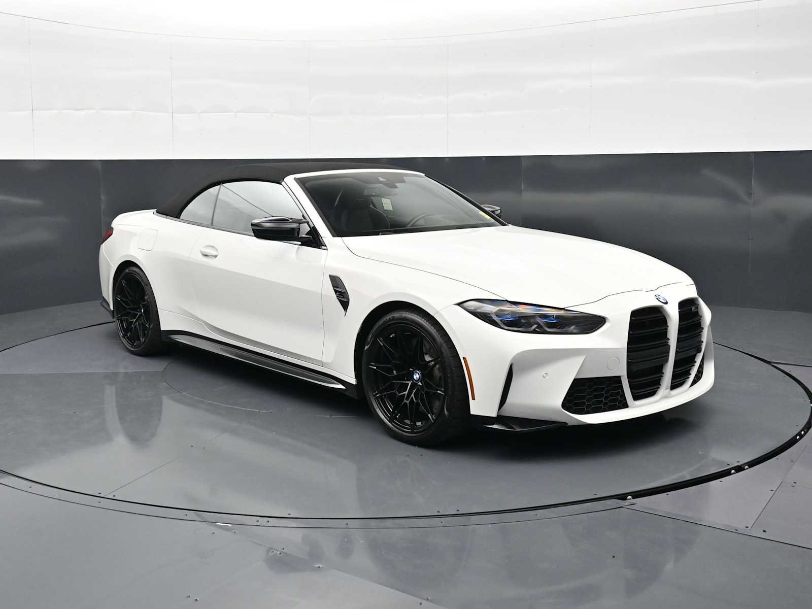 Thumbnail: 2022 BMW M4 - 2