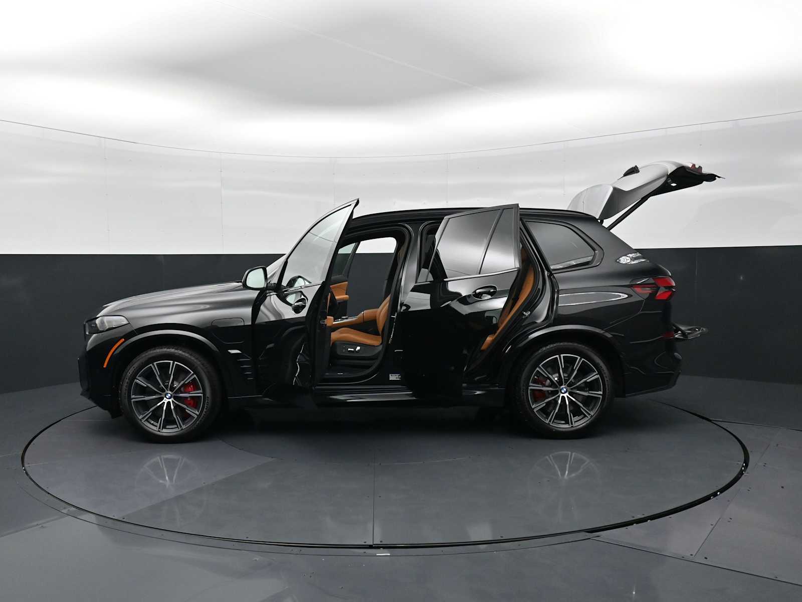 Thumbnail: 2026 BMW X5 - 36