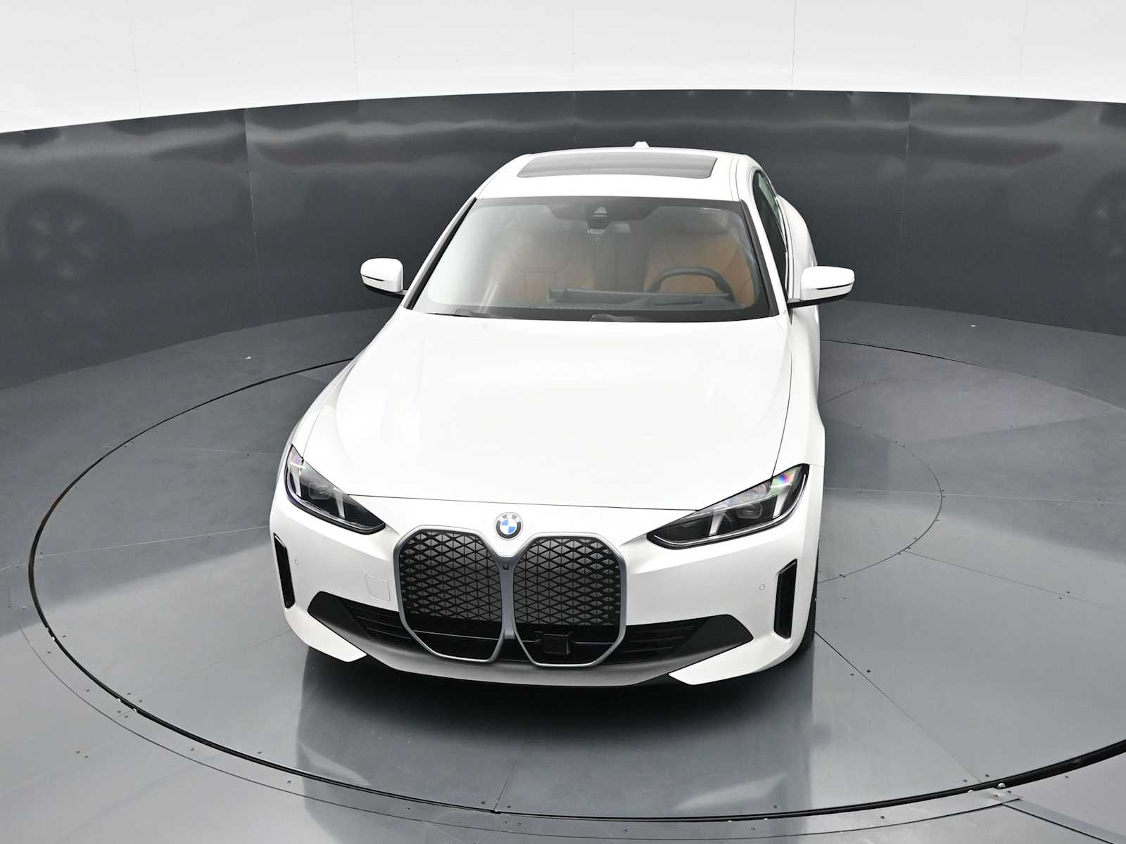 Thumbnail: 2026 BMW i4 - 18