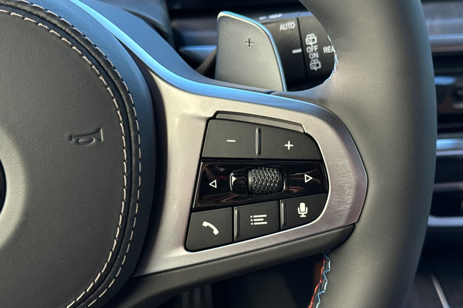 Thumbnail: 2026 BMW X5 - 27