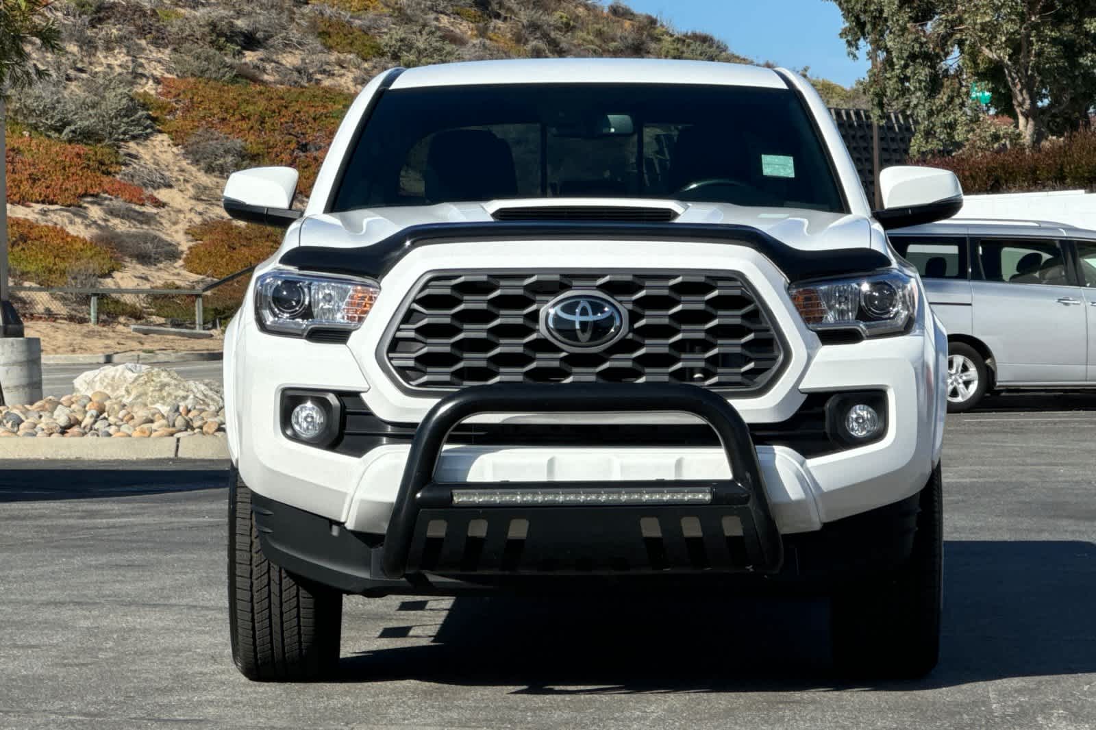 Thumbnail: 2023 Toyota Tacoma - 10
