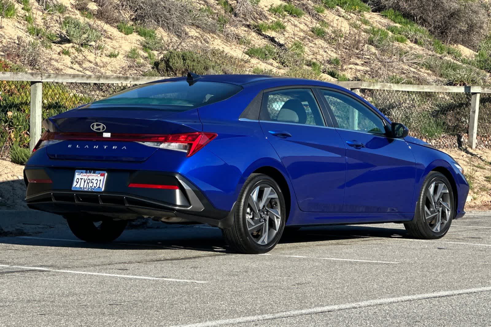 Thumbnail: 2025 Hyundai Elantra - 2