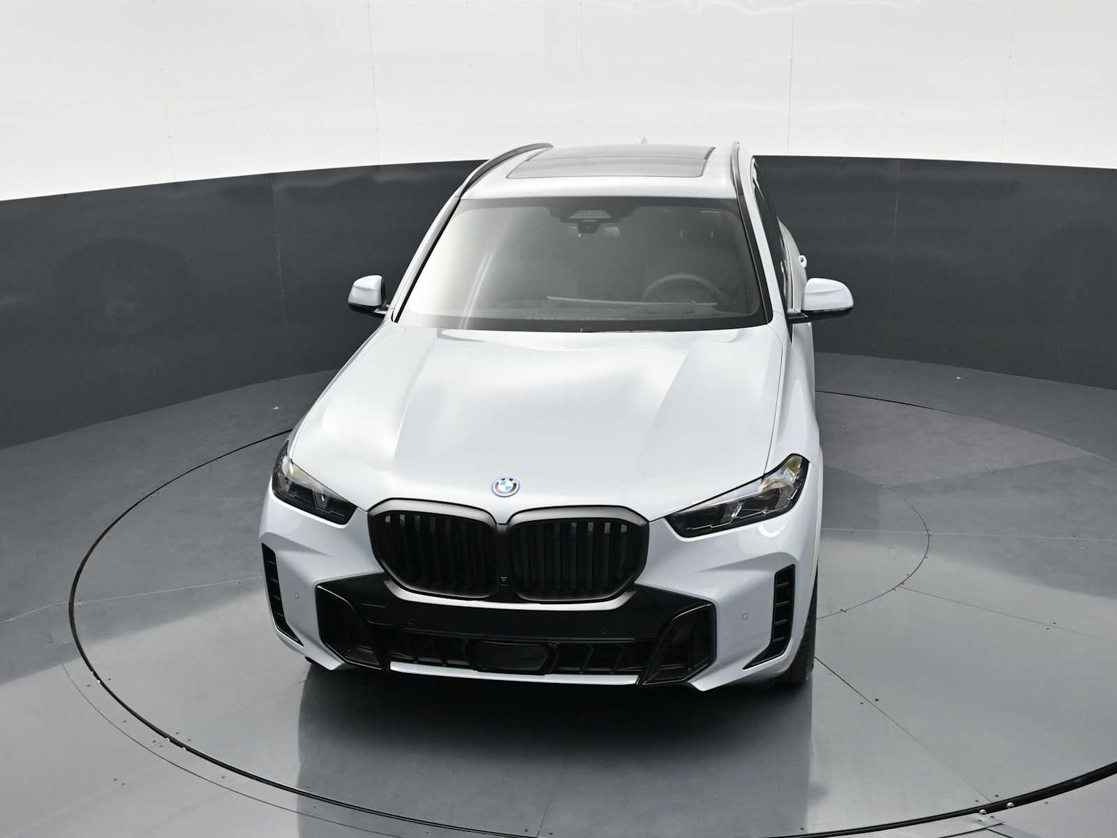 Thumbnail: 2026 BMW X5 - 18