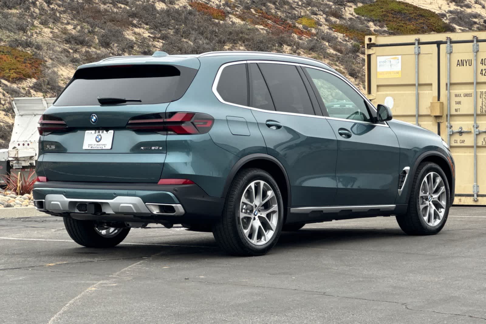 Thumbnail: 2026 BMW X5 - 2