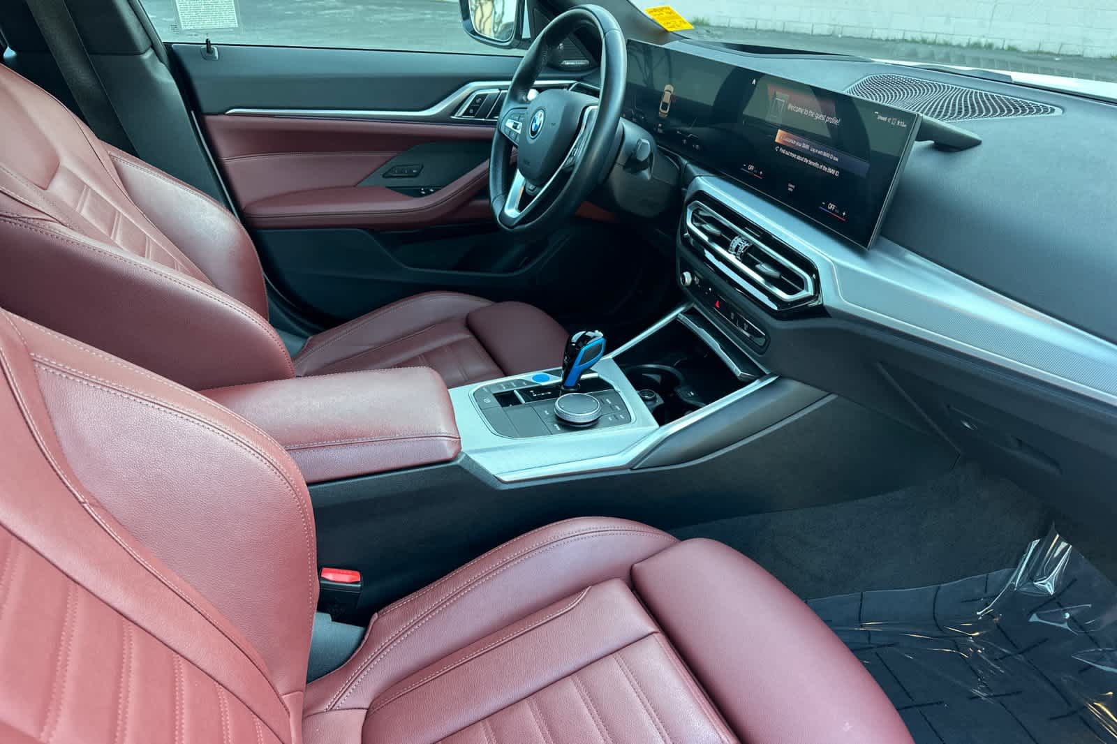 Thumbnail: 2023 BMW i4 - 16