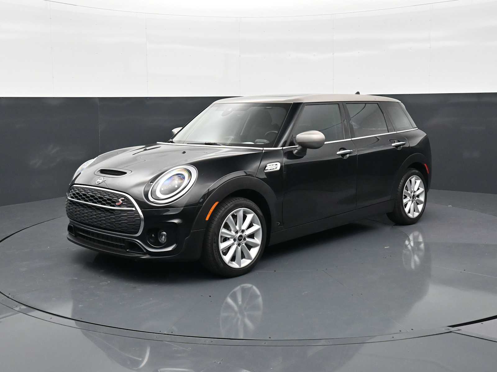 2024 MINI Cooper Clubman S -
                  Seaside, CA
