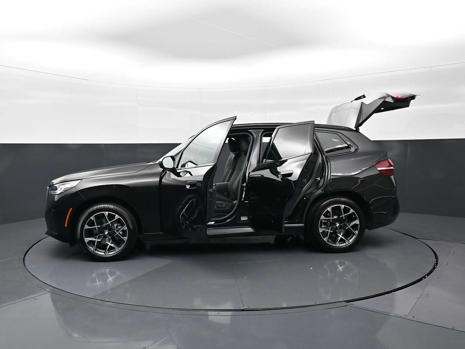 Thumbnail: 2026 BMW X3 - 36