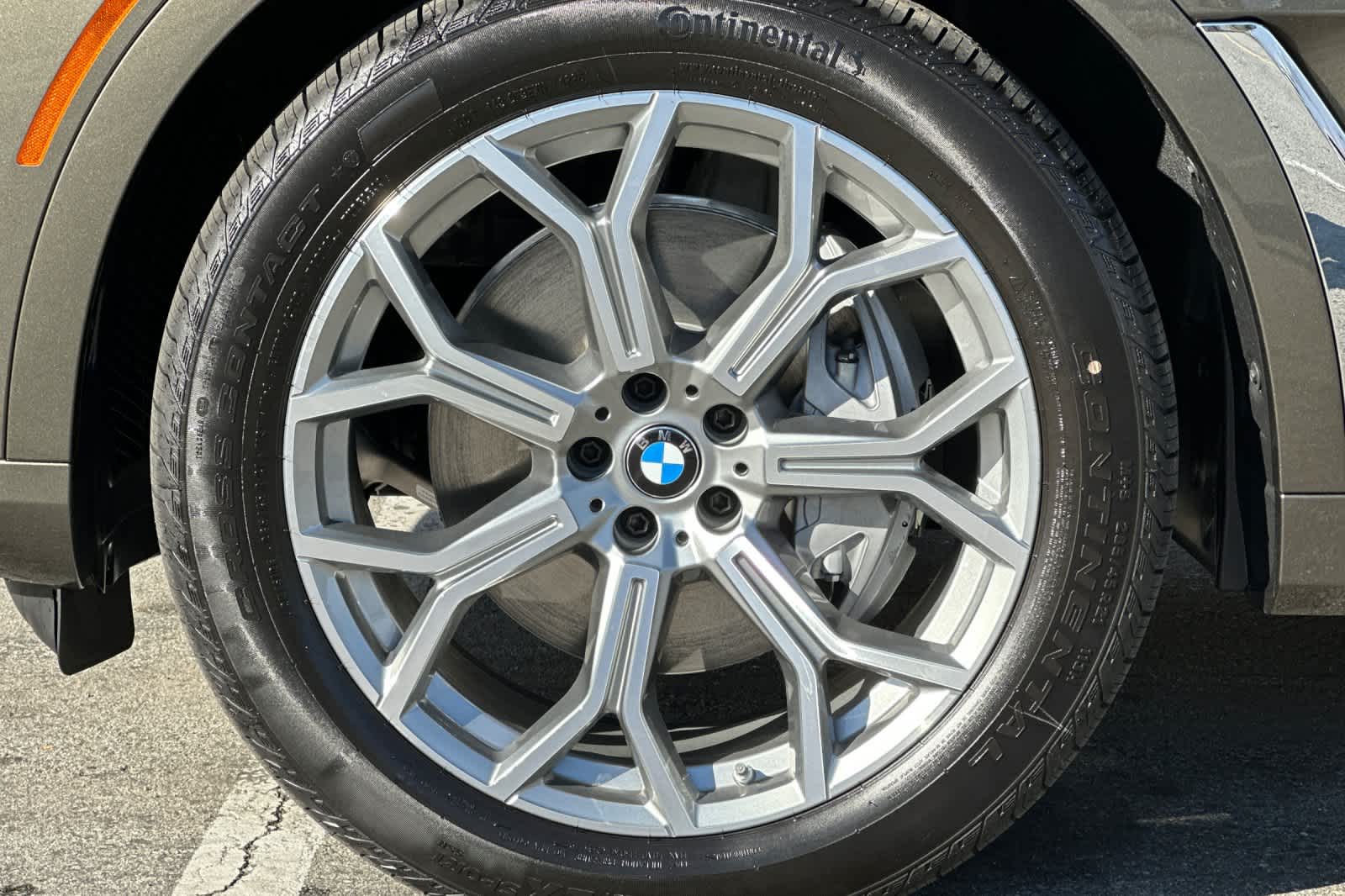 Thumbnail: 2026 BMW X7 - 35