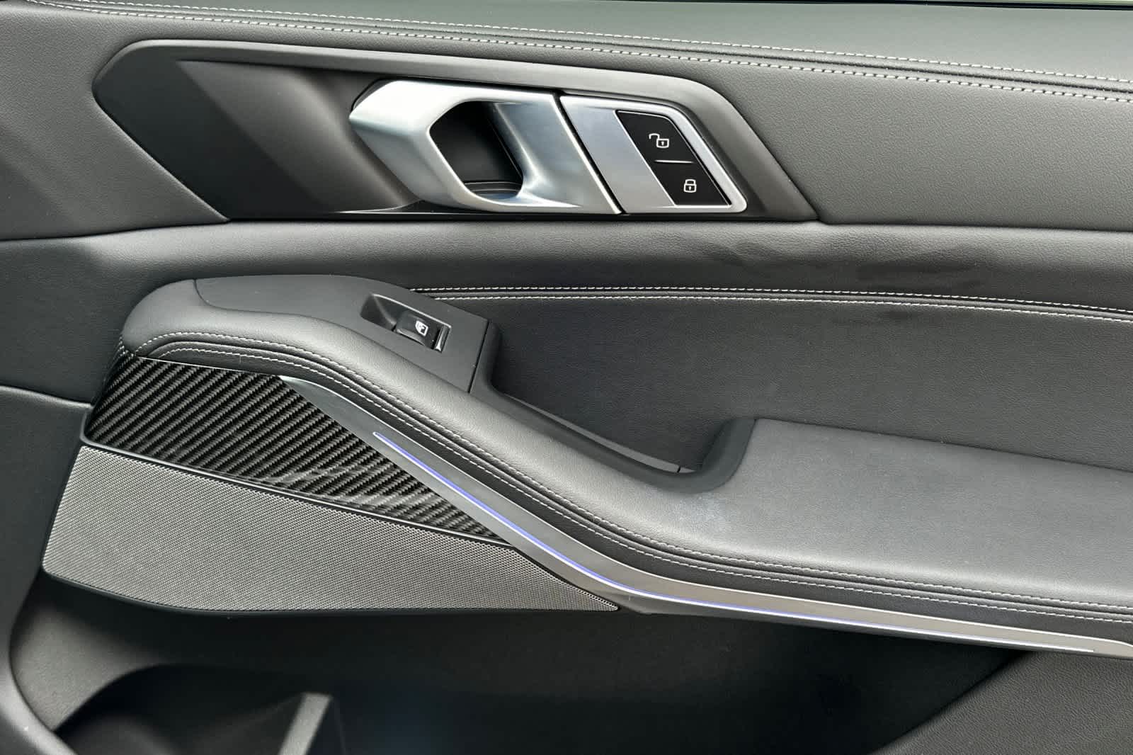 Thumbnail: 2025 BMW X5 - 19