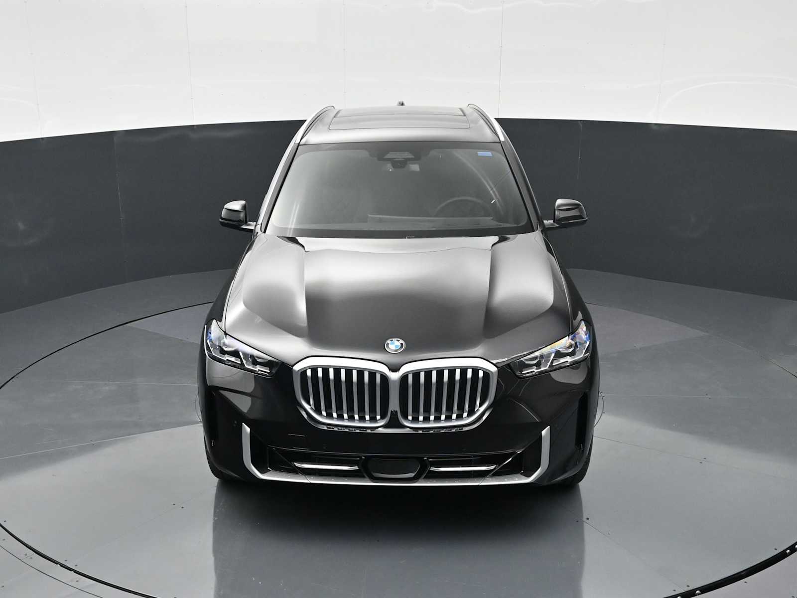 Thumbnail: 2026 BMW X5 - 15