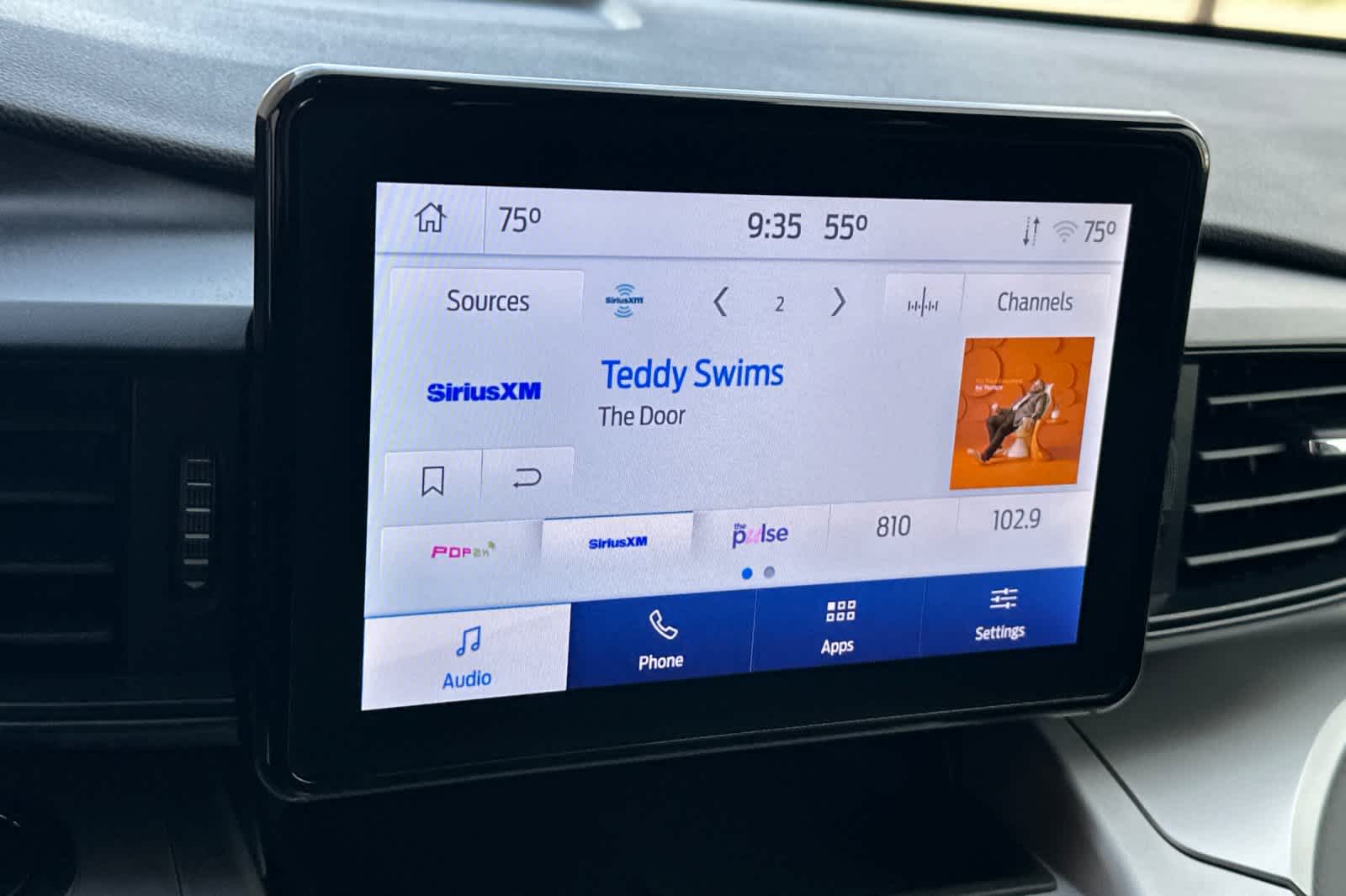 Thumbnail: 2022 Ford Explorer - 21