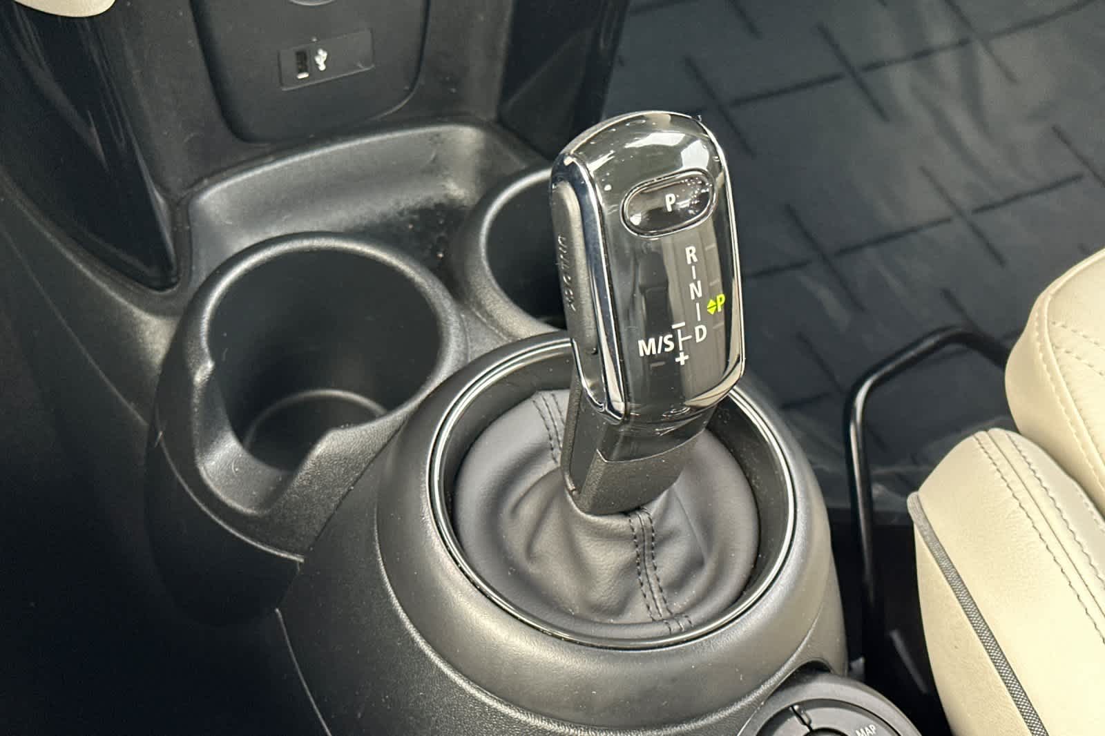 Thumbnail: 2024 MINI Cooper Convertible - 20