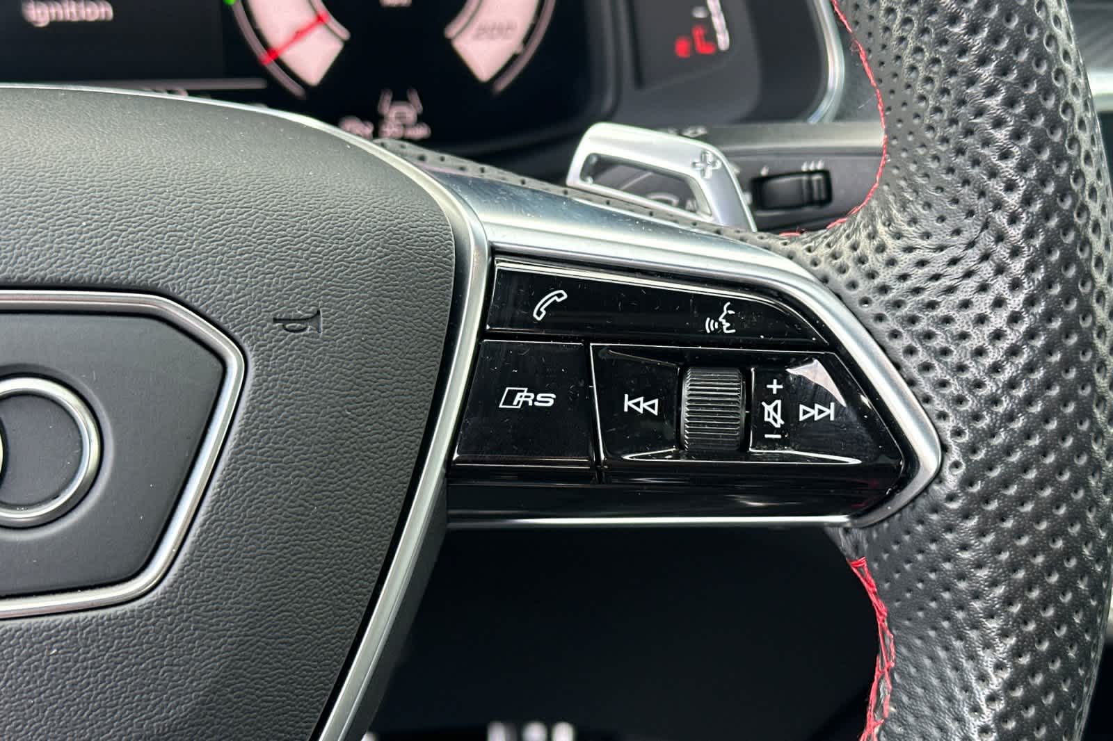 Thumbnail: 2024 Audi RS 7 - 27