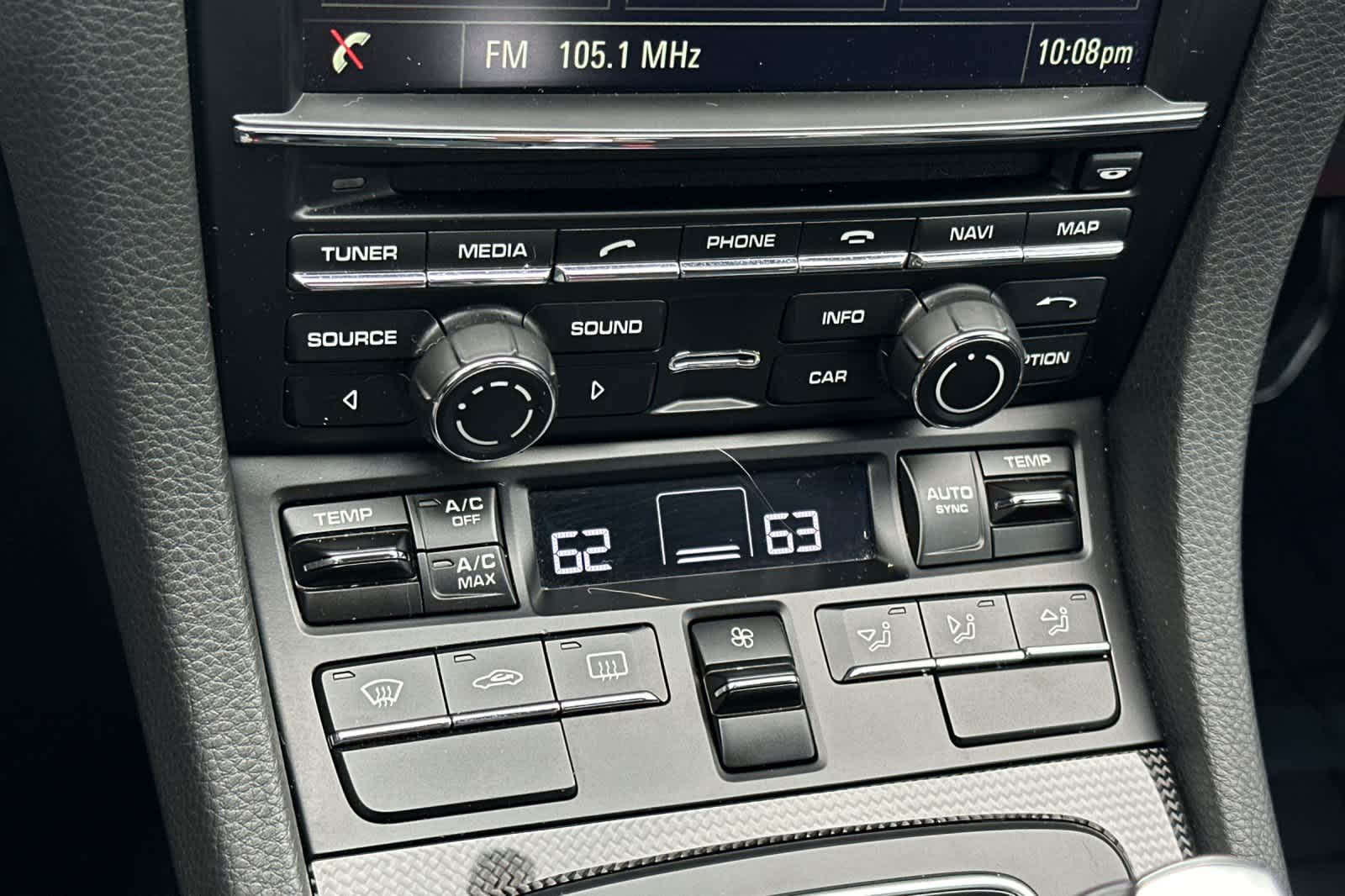 Thumbnail: 2016 Porsche 911 - 18