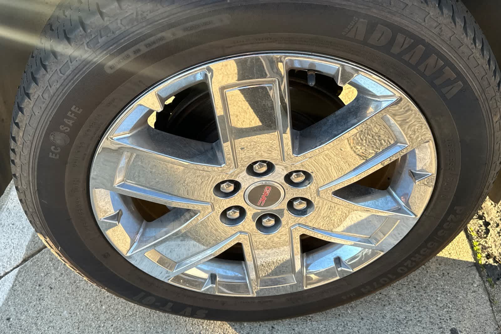 Thumbnail: 2015 GMC Acadia - 13