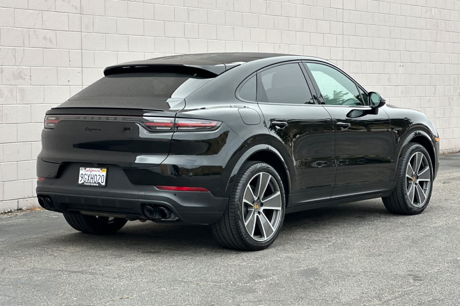 2020 Porsche Cayenne E-Hybrid Coupe photo 2