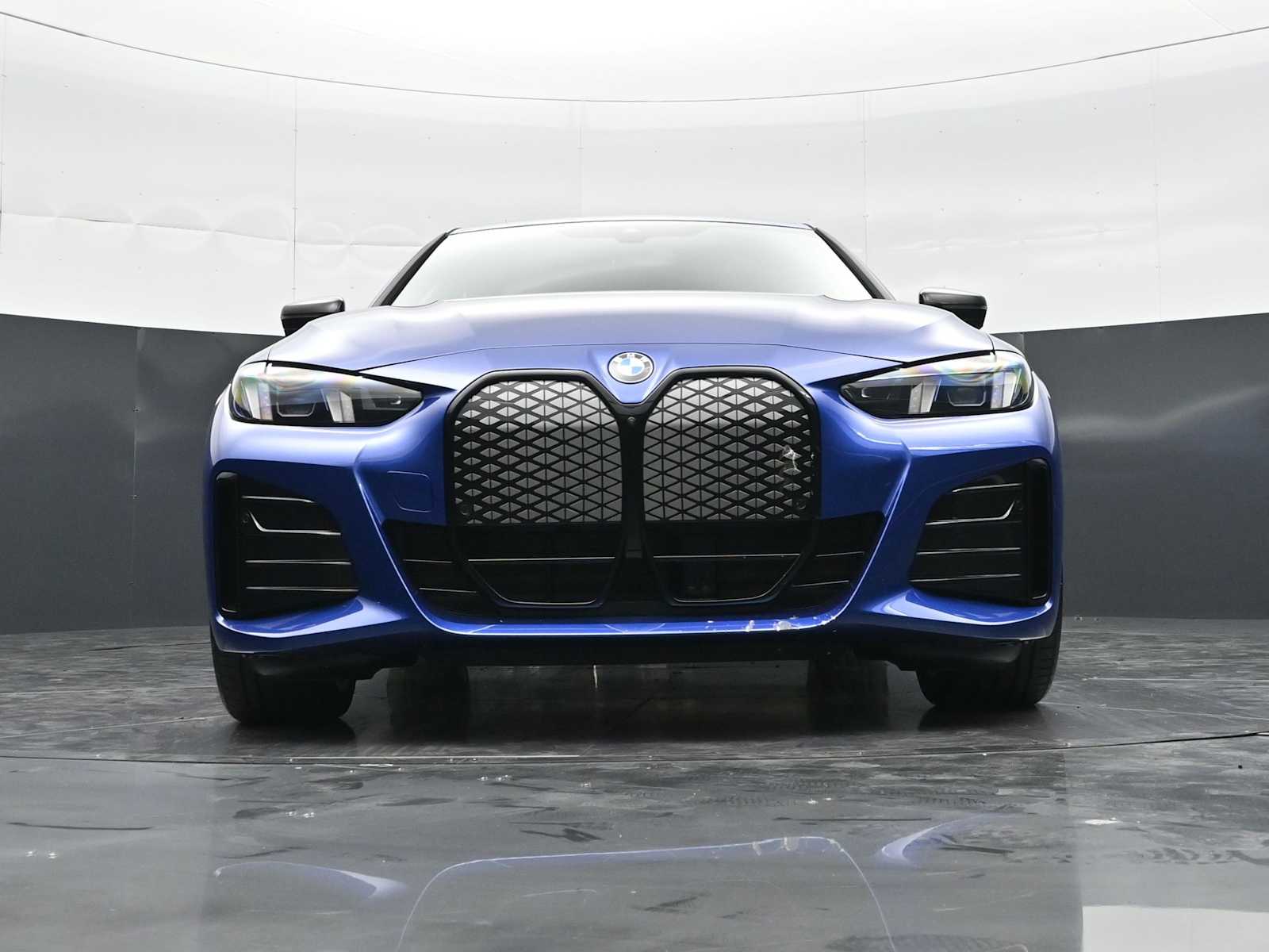Thumbnail: 2026 BMW i4 - 25