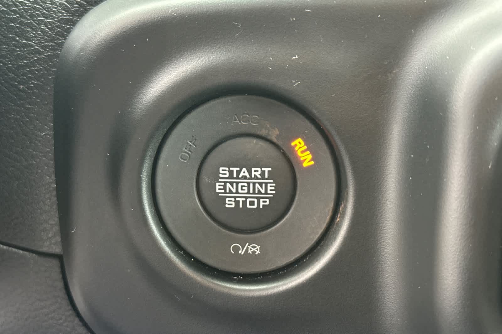 Thumbnail: 2023 Jeep Wrangler - 25