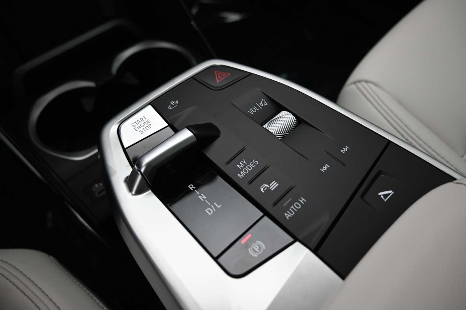 Thumbnail: 2026 BMW X1 - 12