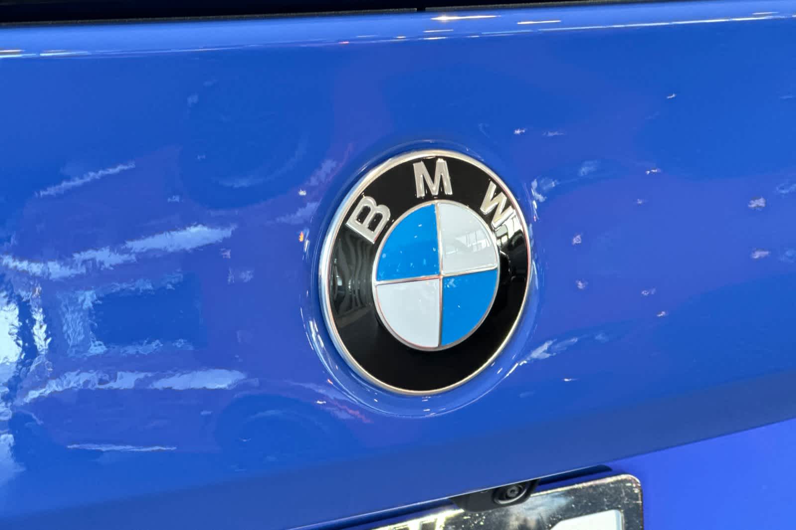 Thumbnail: 2026 BMW M5 - 11