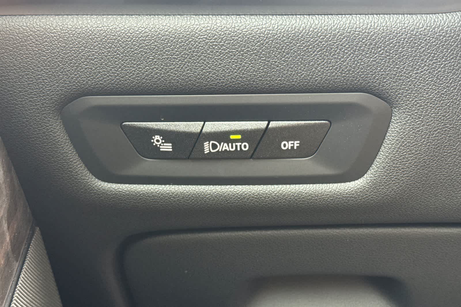 Thumbnail: 2026 BMW X5 - 32