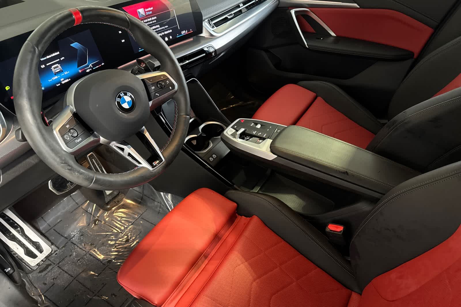 Thumbnail: 2025 BMW X2 - 11