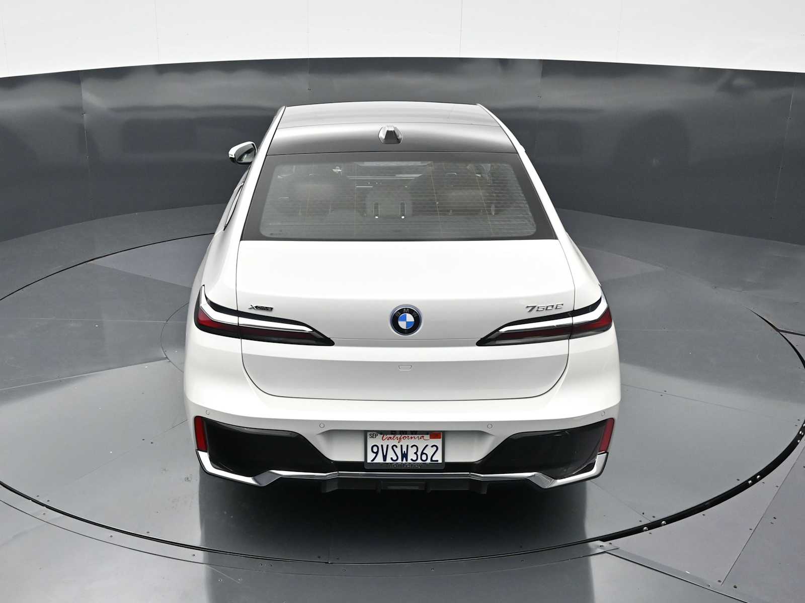 Thumbnail: 2025 BMW 7 Series - 22