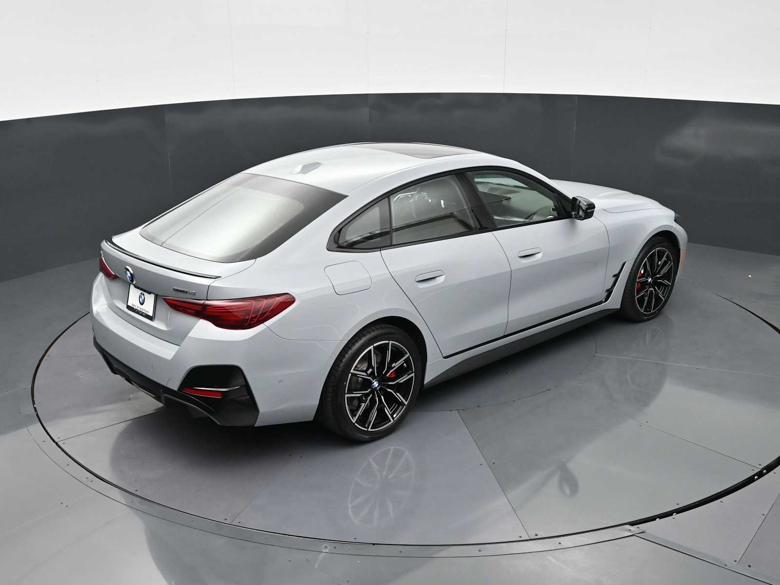 Thumbnail: 2026 BMW i4 - 21
