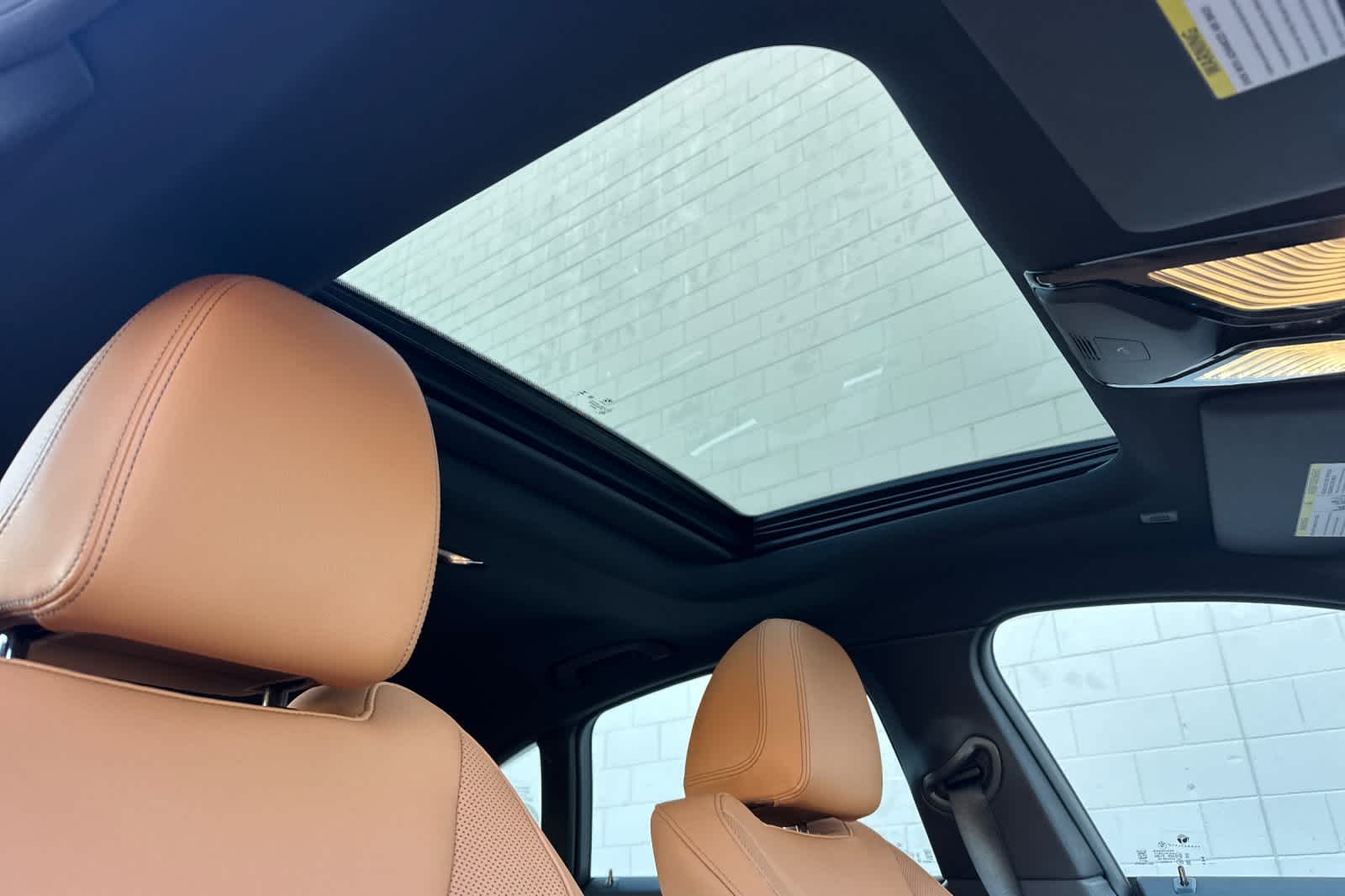 Thumbnail: 2025 BMW i4 - 17