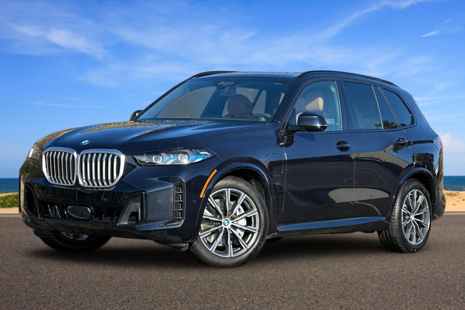 2026 BMW X5 50e's photo