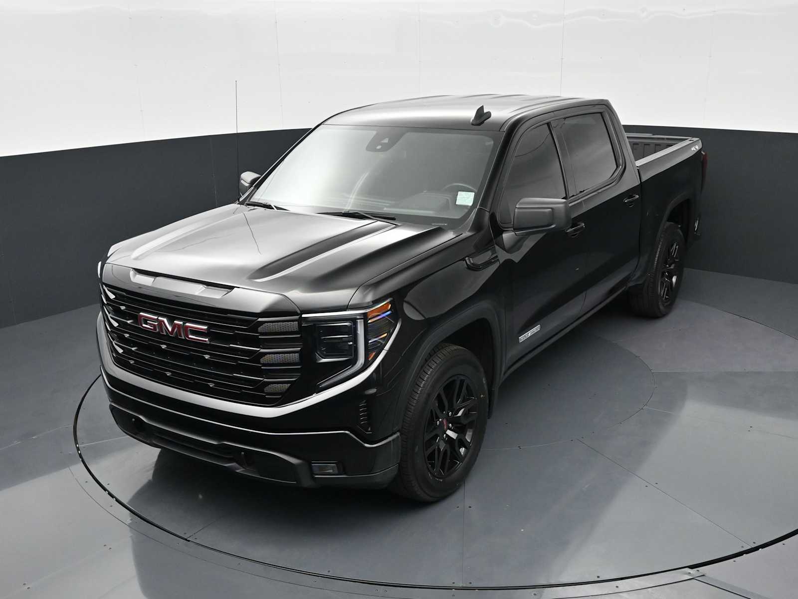2024 GMC Sierra 1500 Elevation - Photo 16