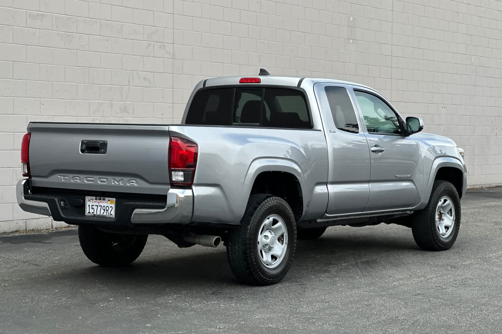 Used 2018 Toyota Tacoma SR5 with VIN 5TFRX5GNXJX120088 for sale in Seaside, CA