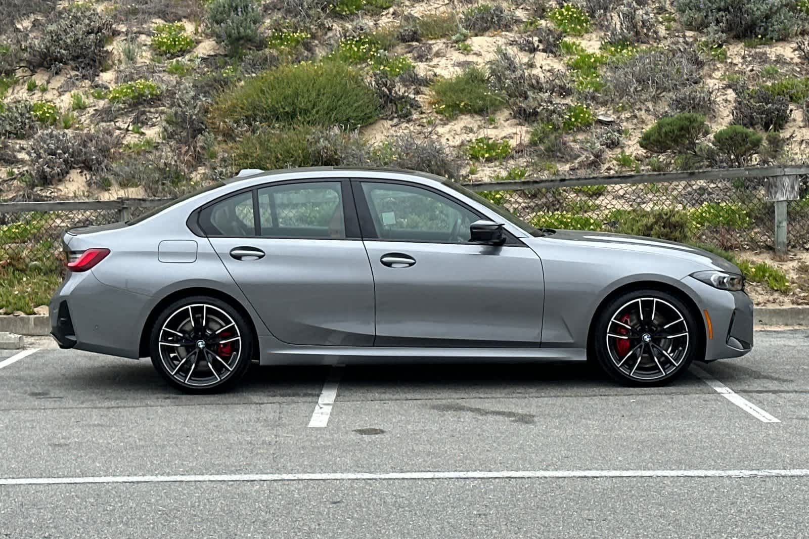 Thumbnail: 2024 BMW 3 Series - 6
