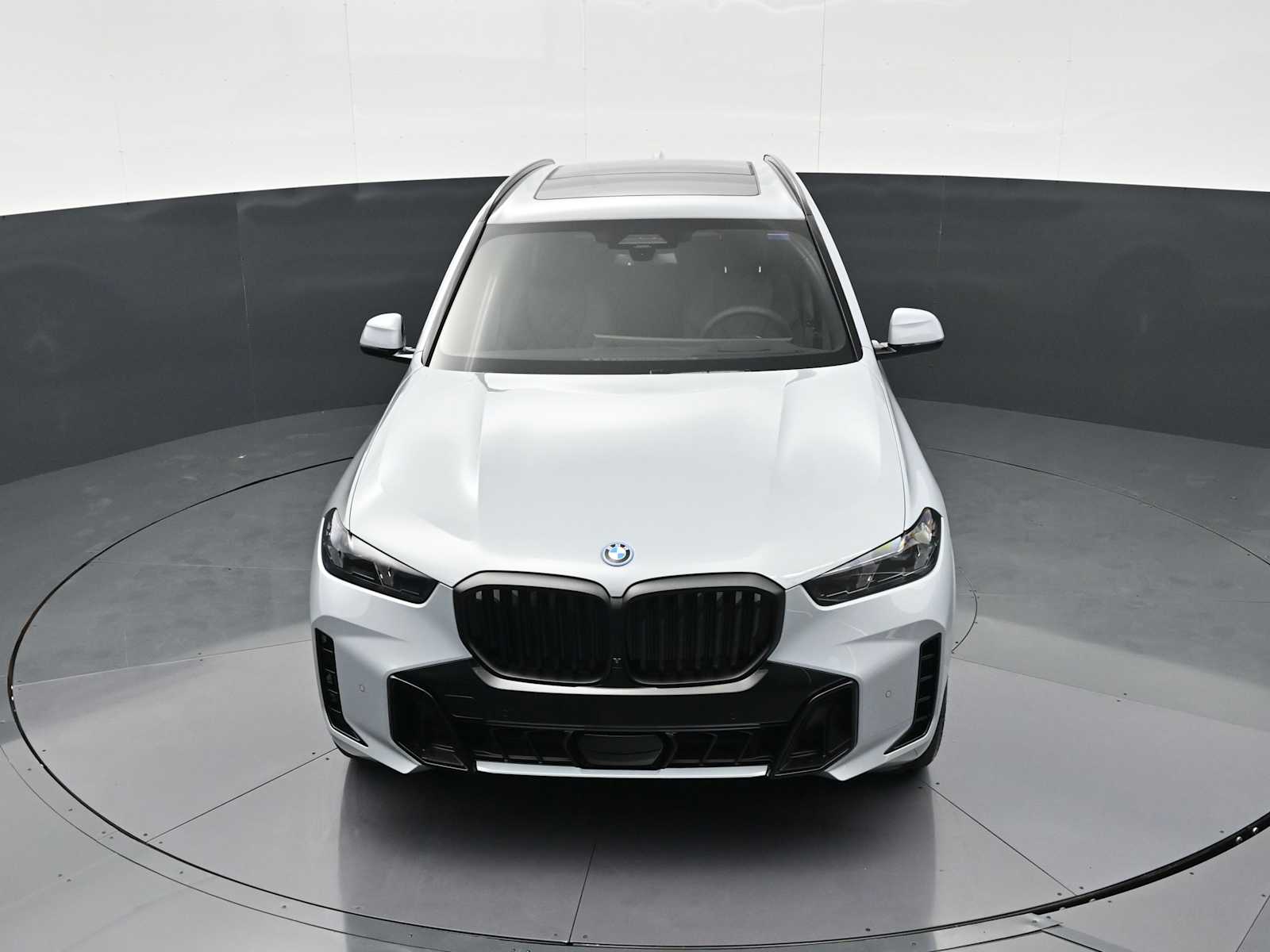 Thumbnail: 2026 BMW X5 - 18
