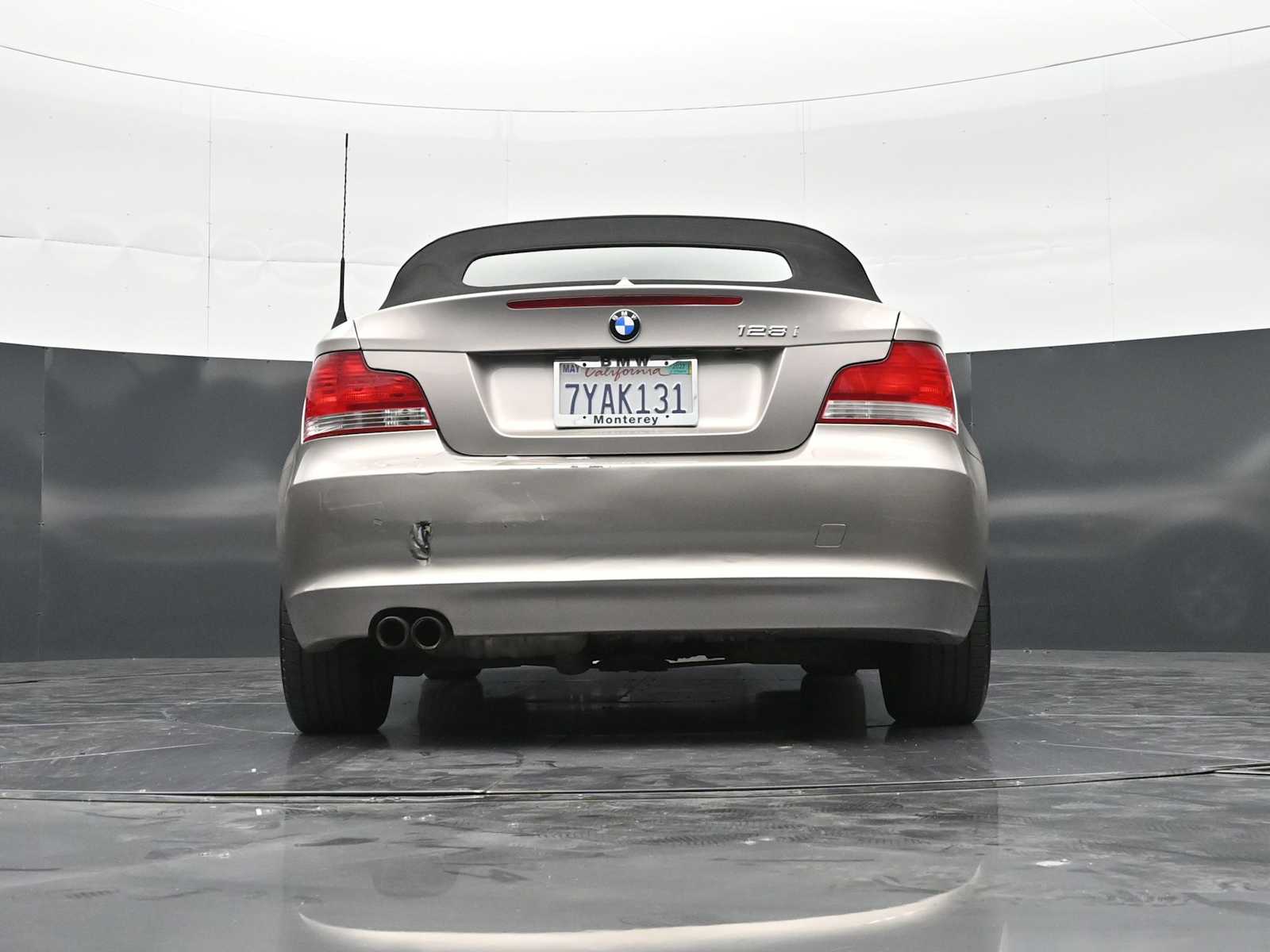 Thumbnail: 2008 BMW 1 Series - 30