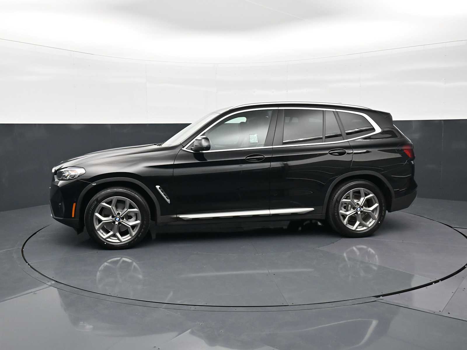 Thumbnail: 2023 BMW X3 - 8