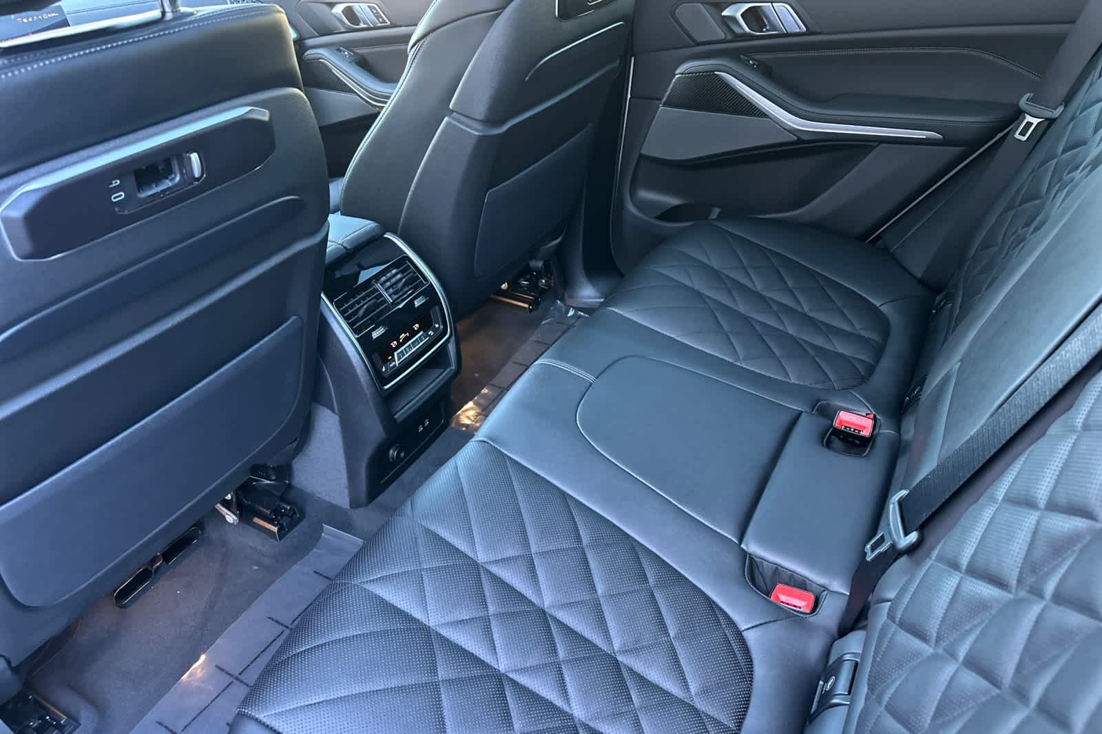 Thumbnail: 2026 BMW X5 - 4
